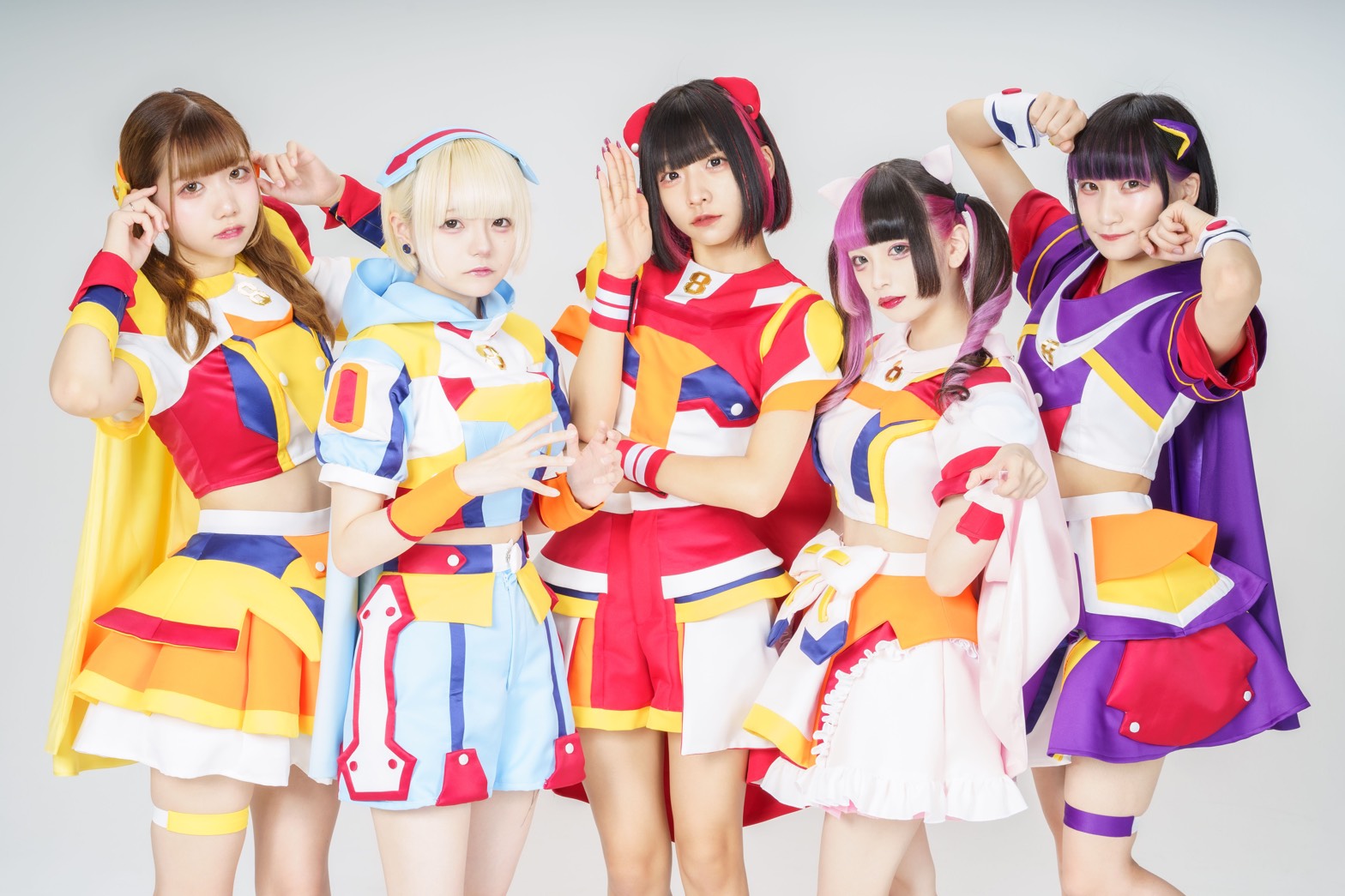 あたまのなかは8ビット 11月16日に 1stシングル「キャラメルポップ