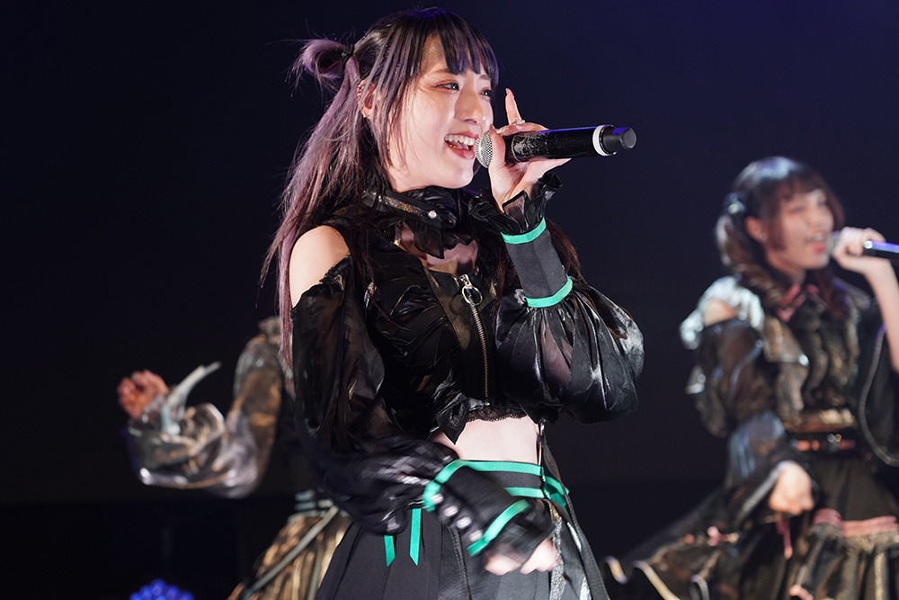 AiDOLOXXXYのライブに触れながら心が明るく色づいてゆく。心を開放した色に染めてゆく、 「iColony LIVE EXTRA」公演より、AiDOLOXXXYのライブの模様をレポート!!　　　　　　　　　　　　　　