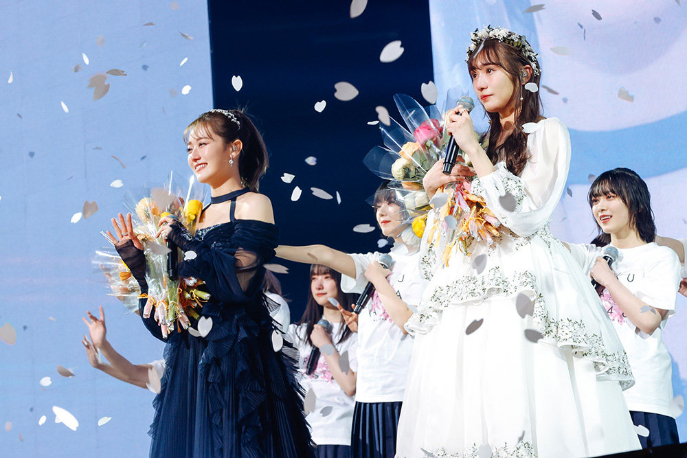 櫻坂46、1周年のお祝いを日本武道館で開催!!1期生の守屋茜と渡辺梨加はラストステージ!!