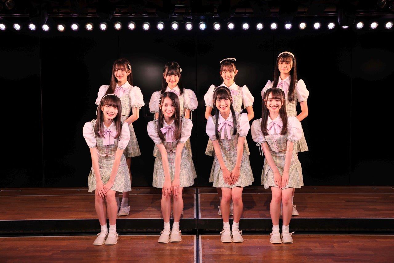 AKB48 17 期研究⽣「ただいま 恋愛中」初⽇公演レポート