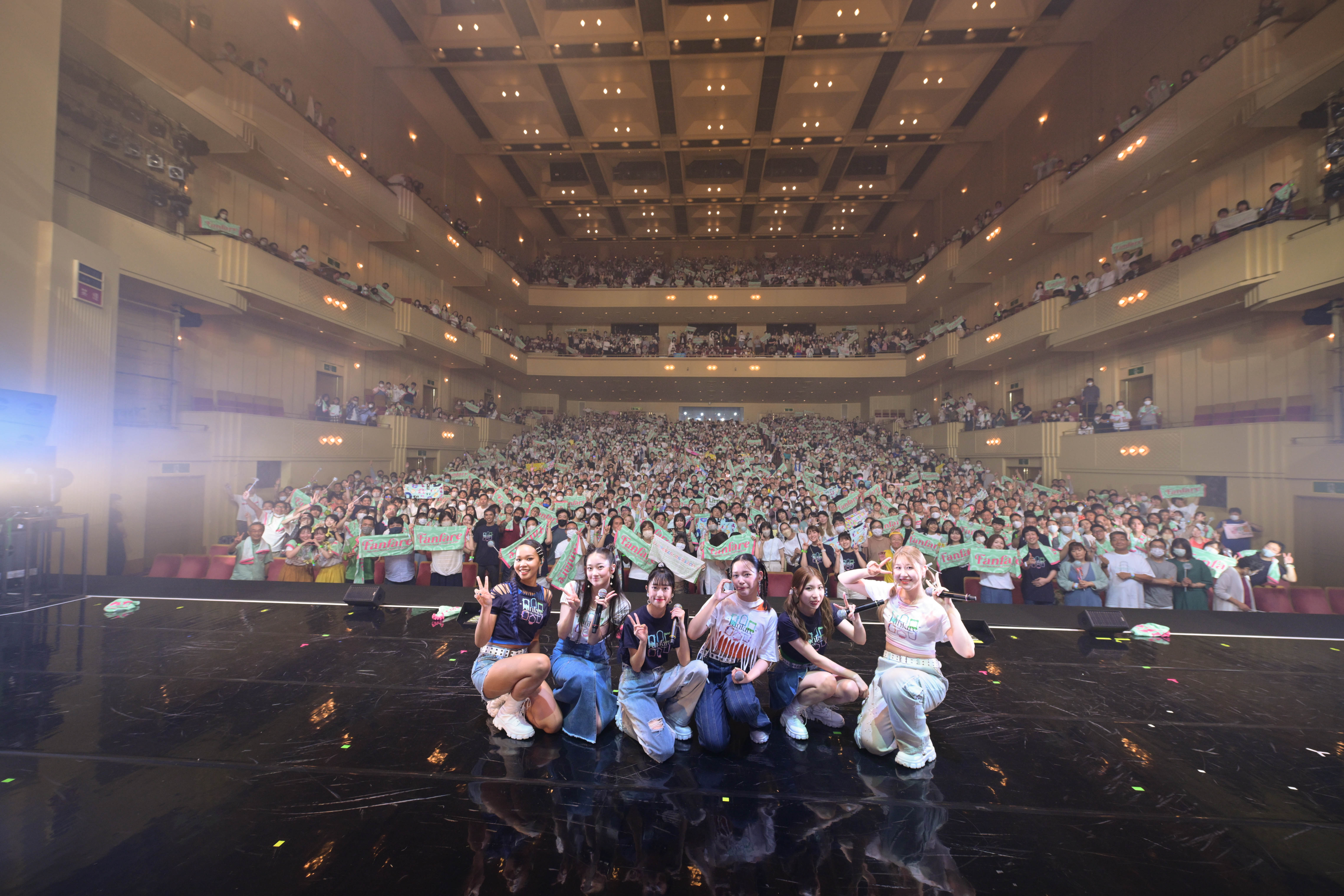 Little Glee Monster