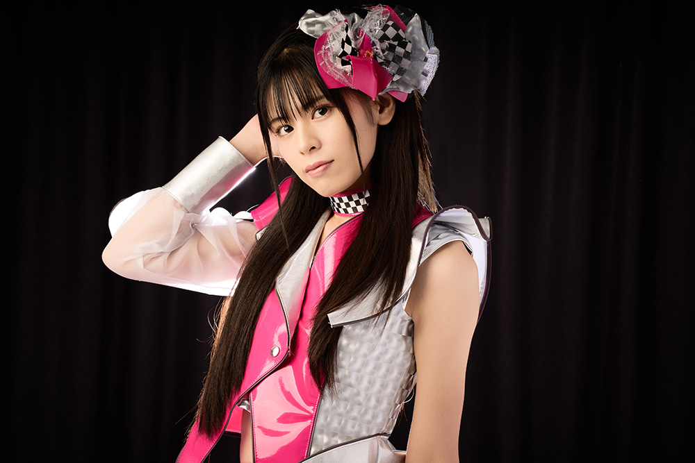 d-girls/崎山サラ