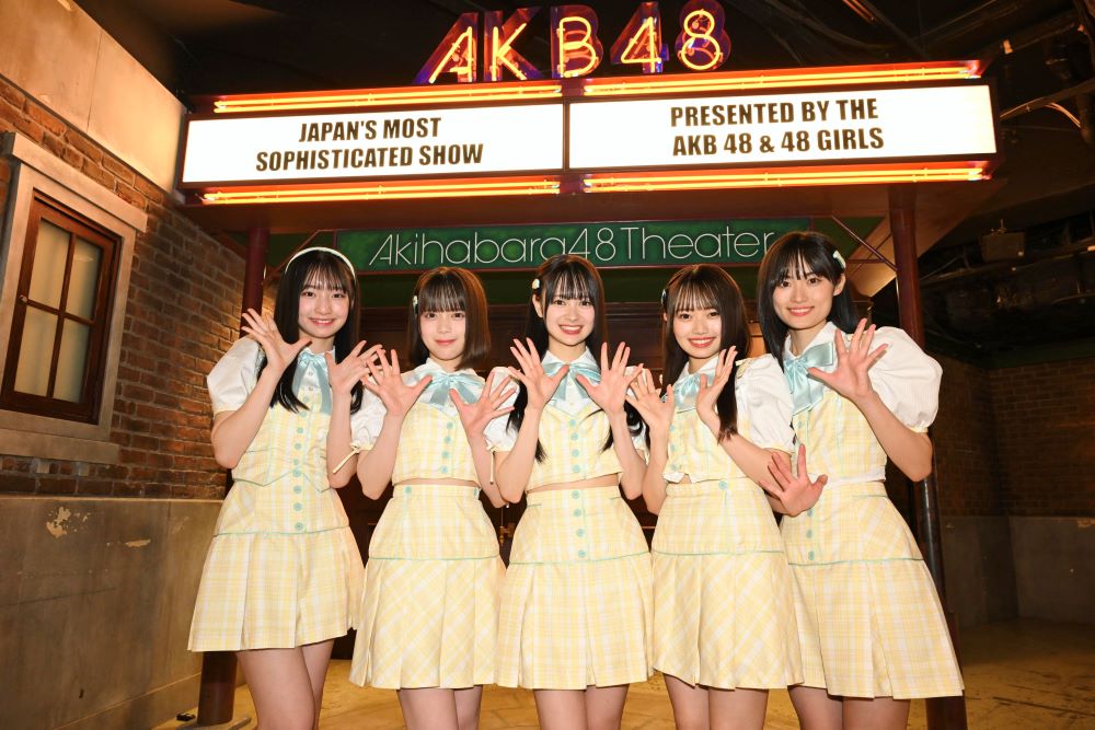 AKB48 19 期研究生「ただいま 恋愛中」公演デビュー レポート