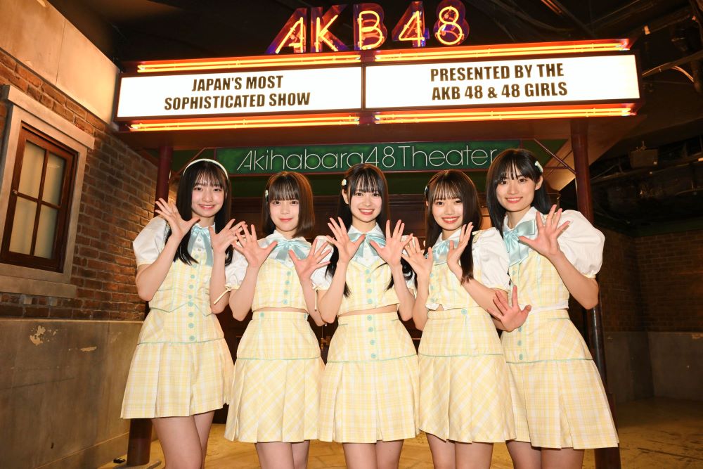 AKB48 19 期研究生「ただいま 恋愛中」公演デビュー レポート