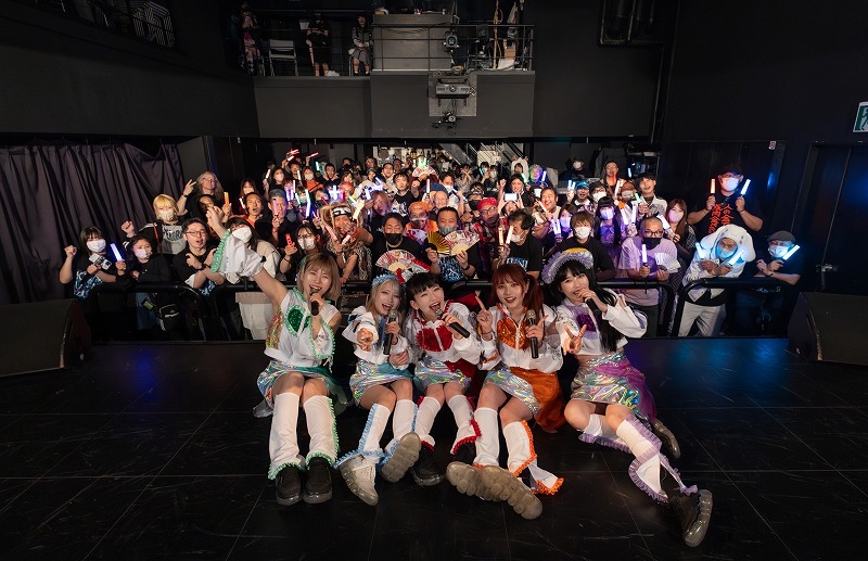 熱狂しながらも、彼女たちの姿が滲んで見えていたのは心が嬉しくて震えていたからだ。 IZANAGI 3rd ONEMAN LIVE ｢天照｣公演レポート!!!!!