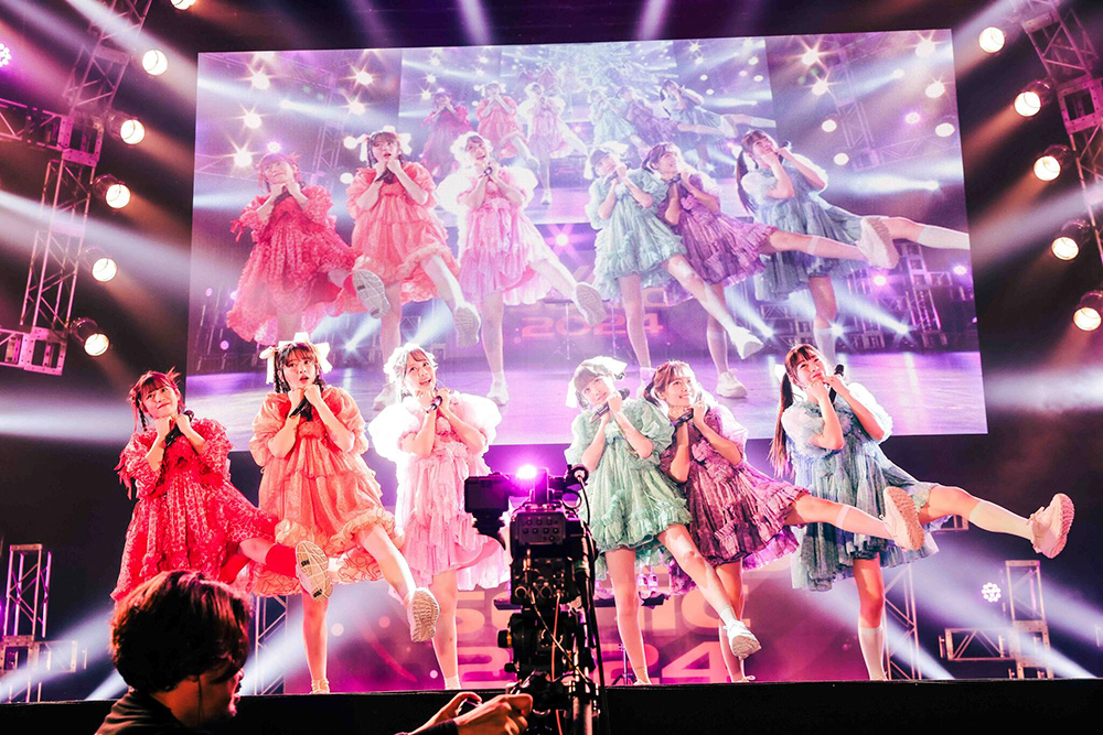 FRUITS ZIPPER ライブ＆囲み取材レポート】 FRUITS ZIPPERが悲願の