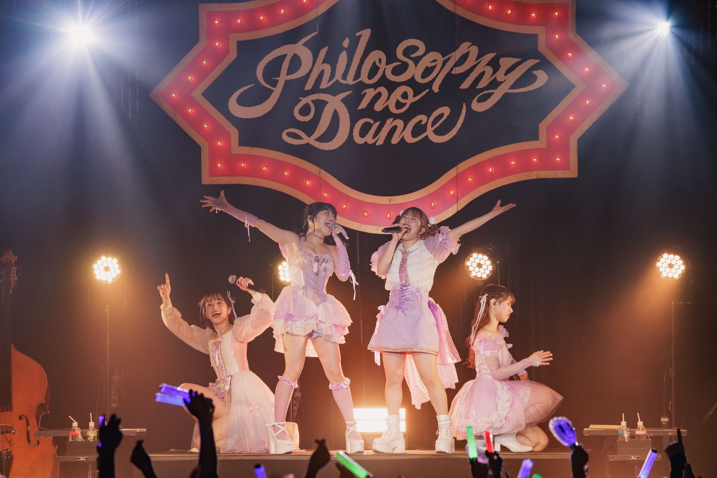 フィロソフィーのダンス10周年イヤーの幕開けとなる、9枚目シングルのリリースが決定＆新アーティスト写真公開！