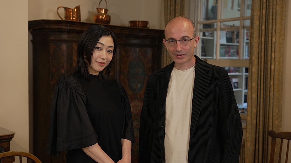 宇多田ヒカル　ソーシャル経済メディア「NewsPicks」にて歴史学者・ユヴァル・ノア・ハラリ氏との対談コンテンツが公開「創造性とは何か？」など音楽・文化・歴史