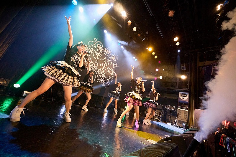 READY TO KISSが12周年公演で見せた、継続こそが最強の進化してゆく姿。