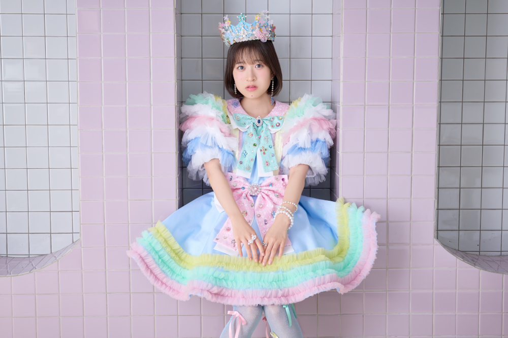 中島 怜 TVアニメ『お気楽領主の楽しい領地防衛』オープニングテーマ「おきらくぜ～しょん」2026年1月10日(土)に先行配信決定！