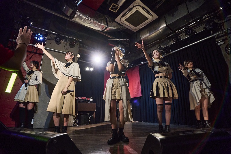 魂の奮い立つ赤い衝撃が、さらにパワーアップ。新生、RED-iが華々しくスタート!!!!! 「RED-i 新体制ワンマンライブ-Proof-」公演レポート。