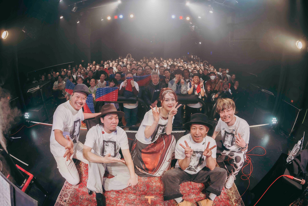 安田レイ、最新シングルの披露を含む、ツアー完走！最速オフィシャルライブレポート到着！