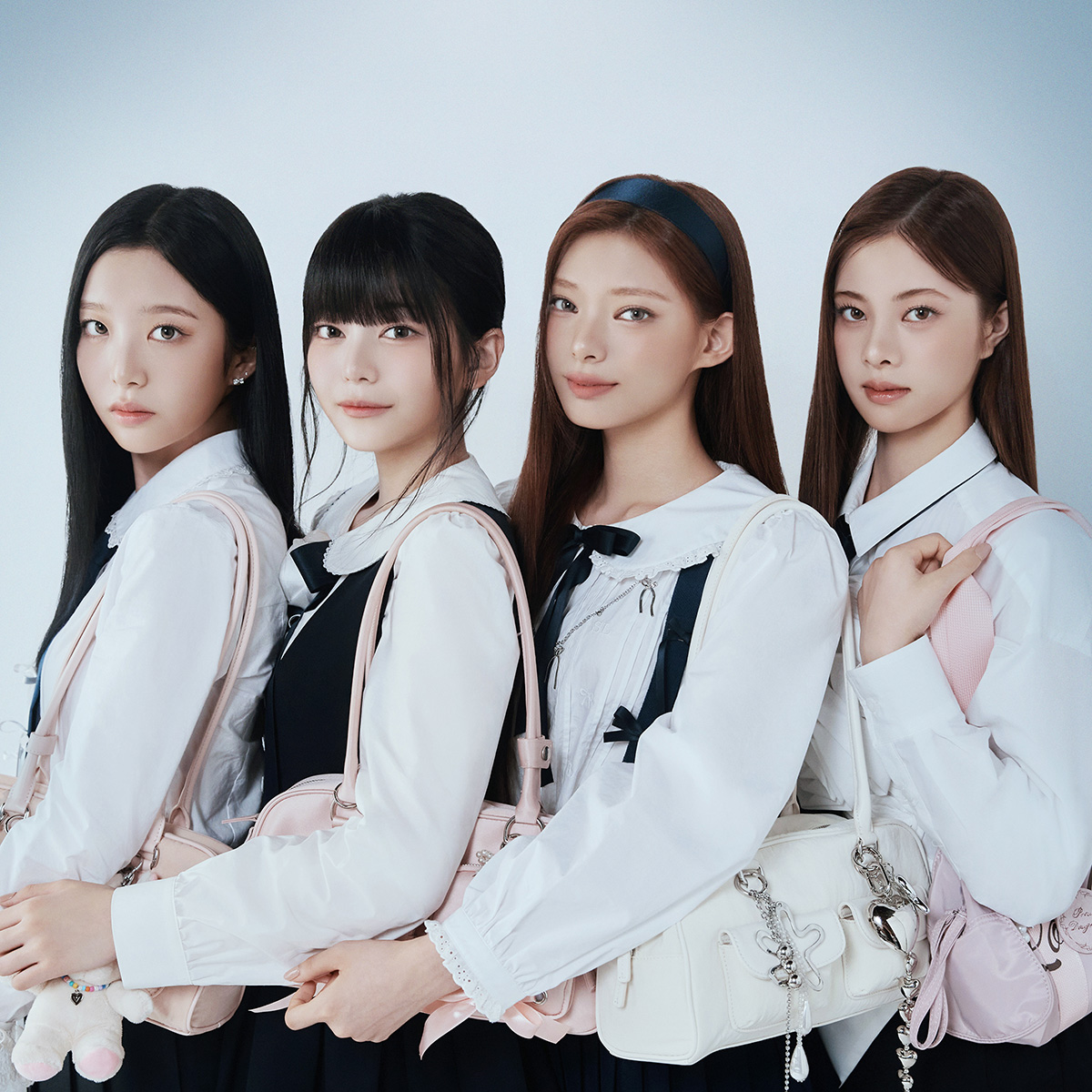 cosmosy  ニューヨーク・ファッションウィークにて アレキサンダー・ワンから公式招待！ 「The Wang Contemporary」 VIPオープニング