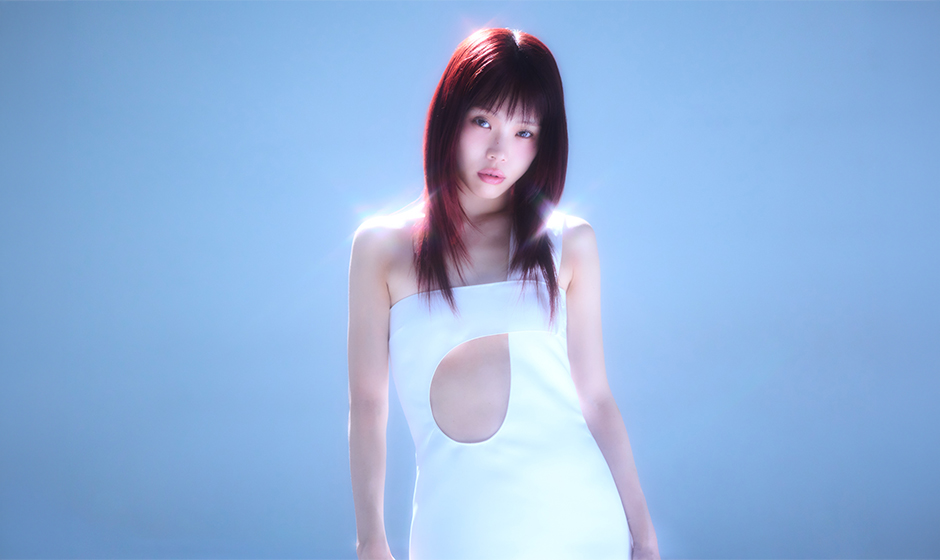 アイナ・ジ・エンド、初のアジアツアー『AiNA THE END LIVE TOUR 2026 - PICNIC -』前夜祭として恵比寿リキッドルームでのライブを