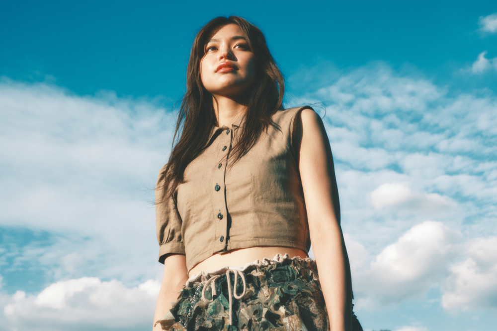 大東まみ、大切なものを抱きしめるための新曲「ごみはごみ箱へ」リリース！ Lyric Videoも公開
