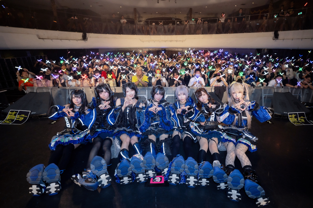 7人組個性派アイドル・VVSiS、ハーフアニバーサリー公演SOLD OUT！新曲2曲＆新衣装を初披露