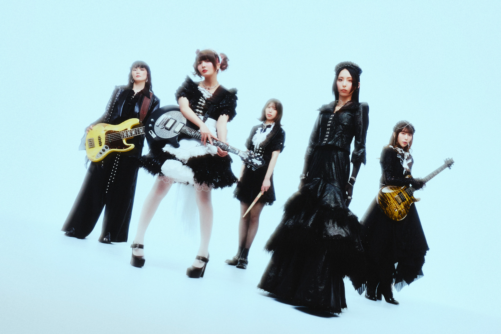 BAND-MAID、新曲を引っ提げ北米7都市へ！北米公演の日程などワールドツアー全容を発表！ツアーファイナル・日本武道館2daysのオープニングアクトにNEK!