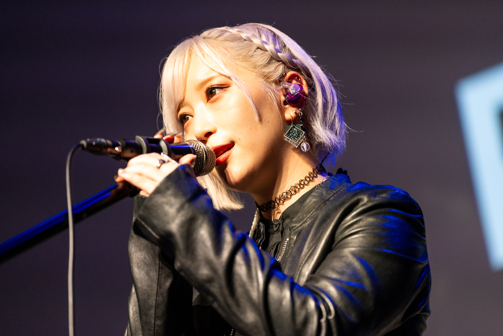ReoNa、デビュー8周年当日に【animate Theater LIVE 2026 ～summer