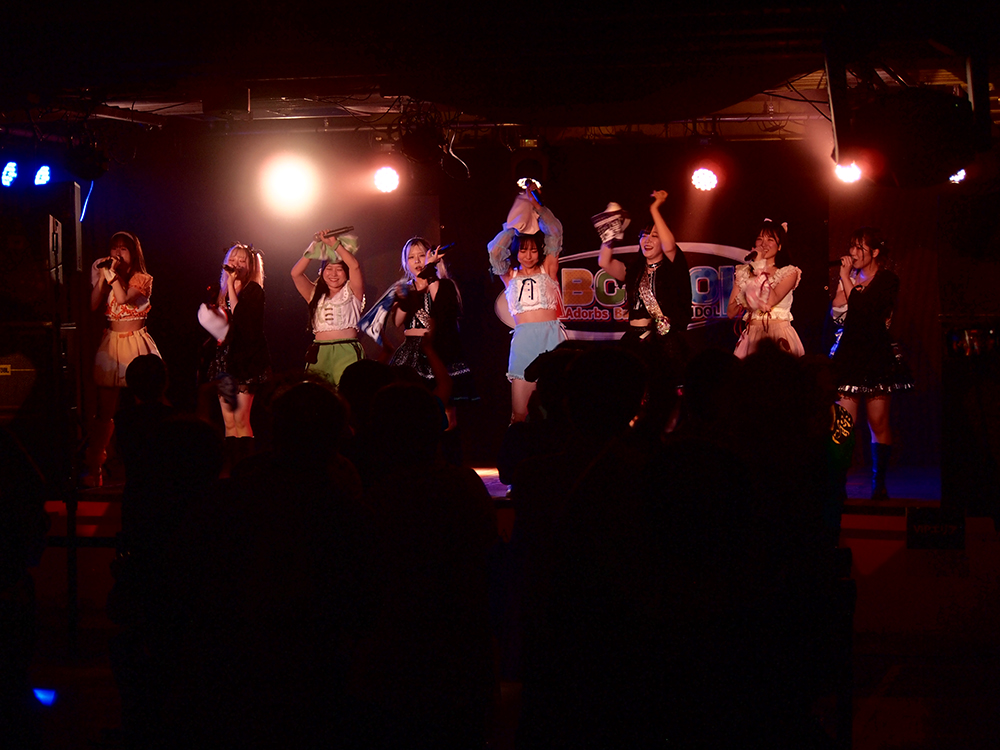 ップアップガールズ（２）DA・BAMBIライブ2.JPG