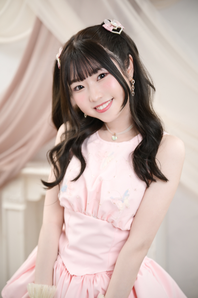 彩本芽生アー写