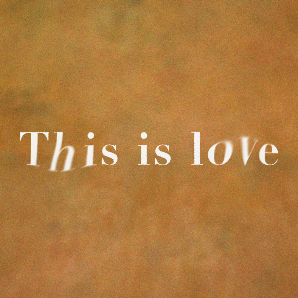 當山みれい「This is love」ジャケ写