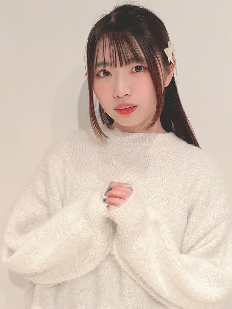 結城璃音