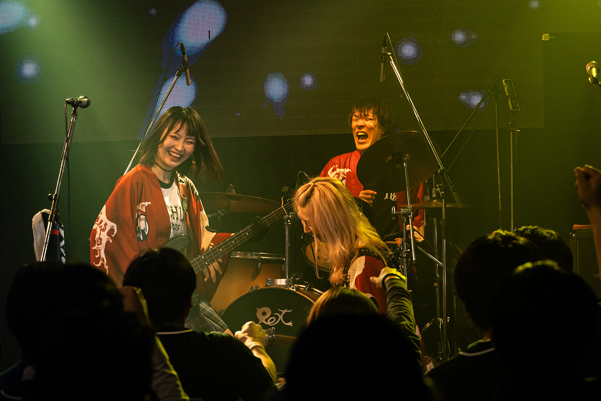 LIVE