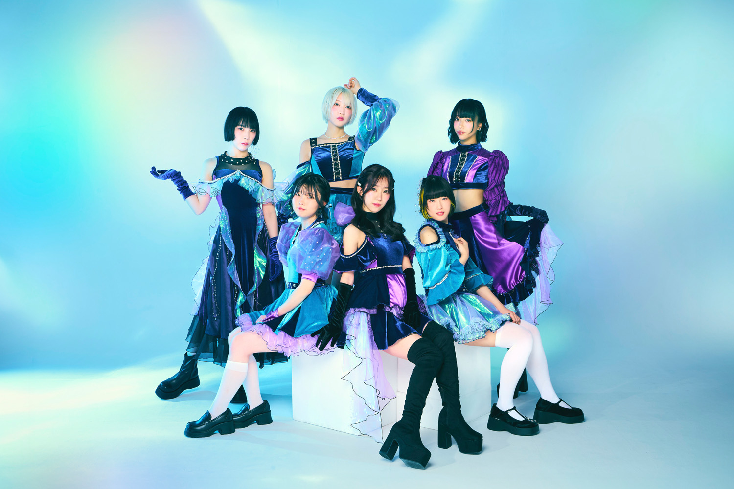 MIC RAW RUGA主催公演にHellzapoppin'、EMOE、水槽とクレマチスが出演