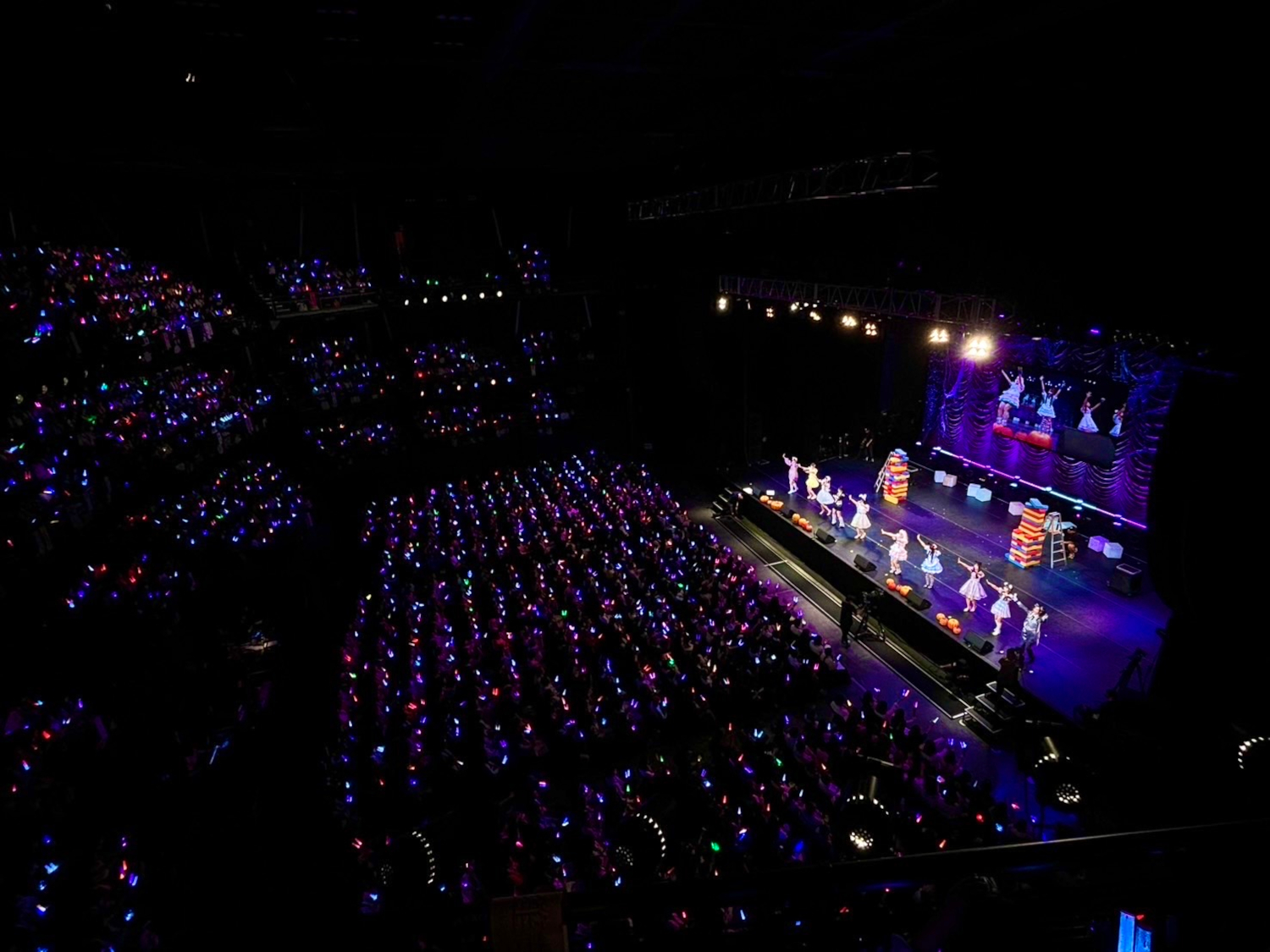 イコノイジョイ 2024 ミニフォト 有明アリーナ vol.9 Koshi Inaba LIVE 2024 enⅣ有明アリーナ(6/30•日) | ひつじこの