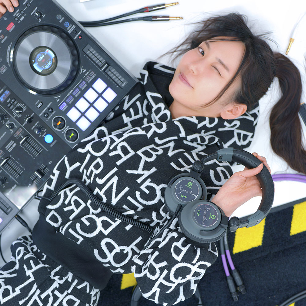 DJ小岩井ことり.jpg