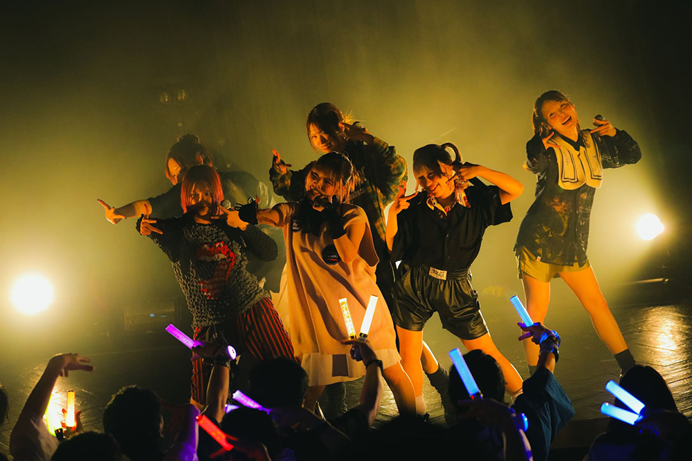 Finally、8月5日にメジャー1st EP投下10日間耐久ライブを経て、Zepp