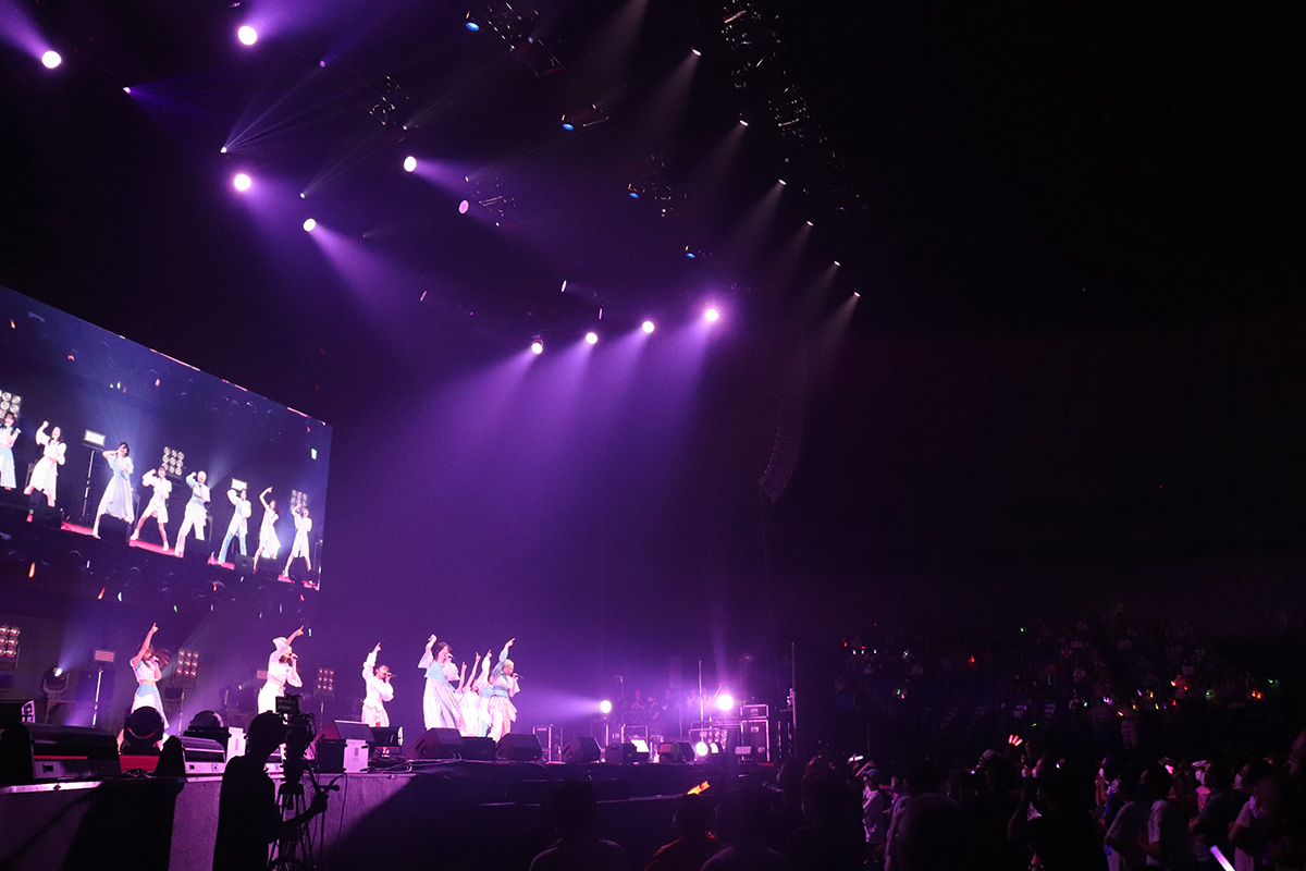 LIVE