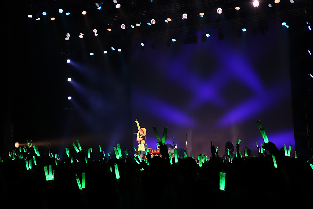 LIVE
