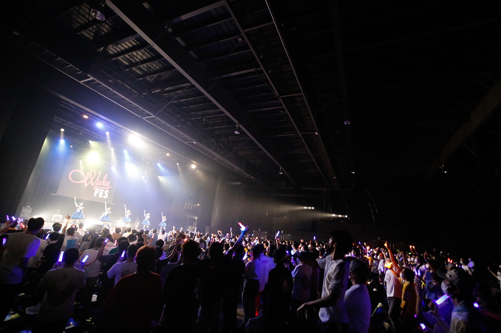 LIVE