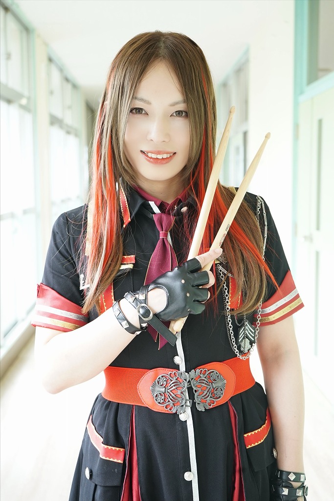 ６