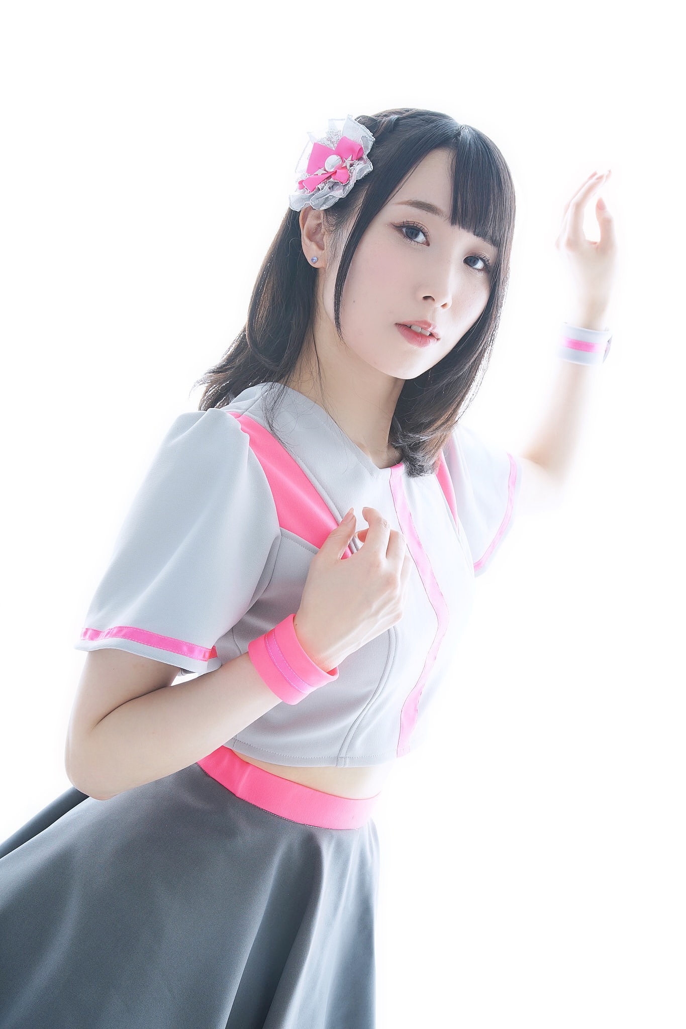 斉東由奈