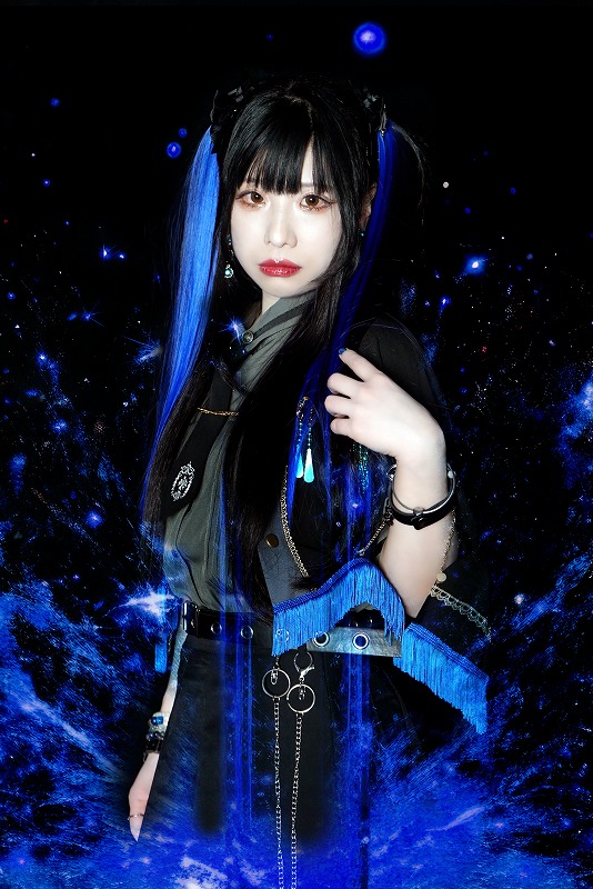 FullMooN blue max CD 生写真付き フルムーン ジャパメタ 過去に音源化した楽曲たちを、今のFullMooNとしてリ・アレンジして収録